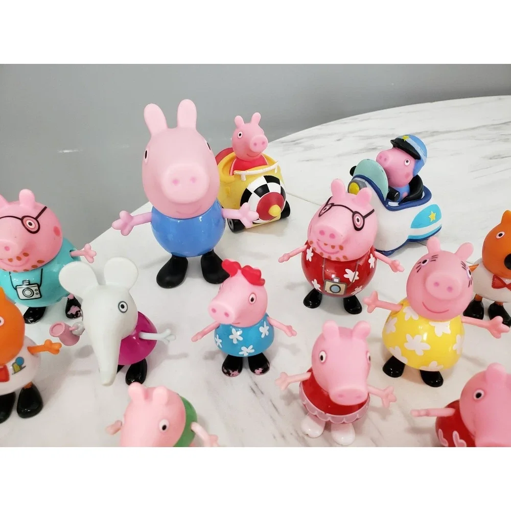 Lot 40+ Peppa Pig Family Friends Figures Bundle Mummy Daddy Grandma George #2